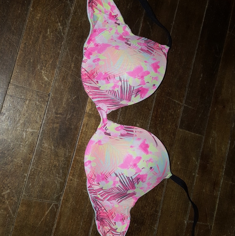 Victoria Secret PINK bra!
